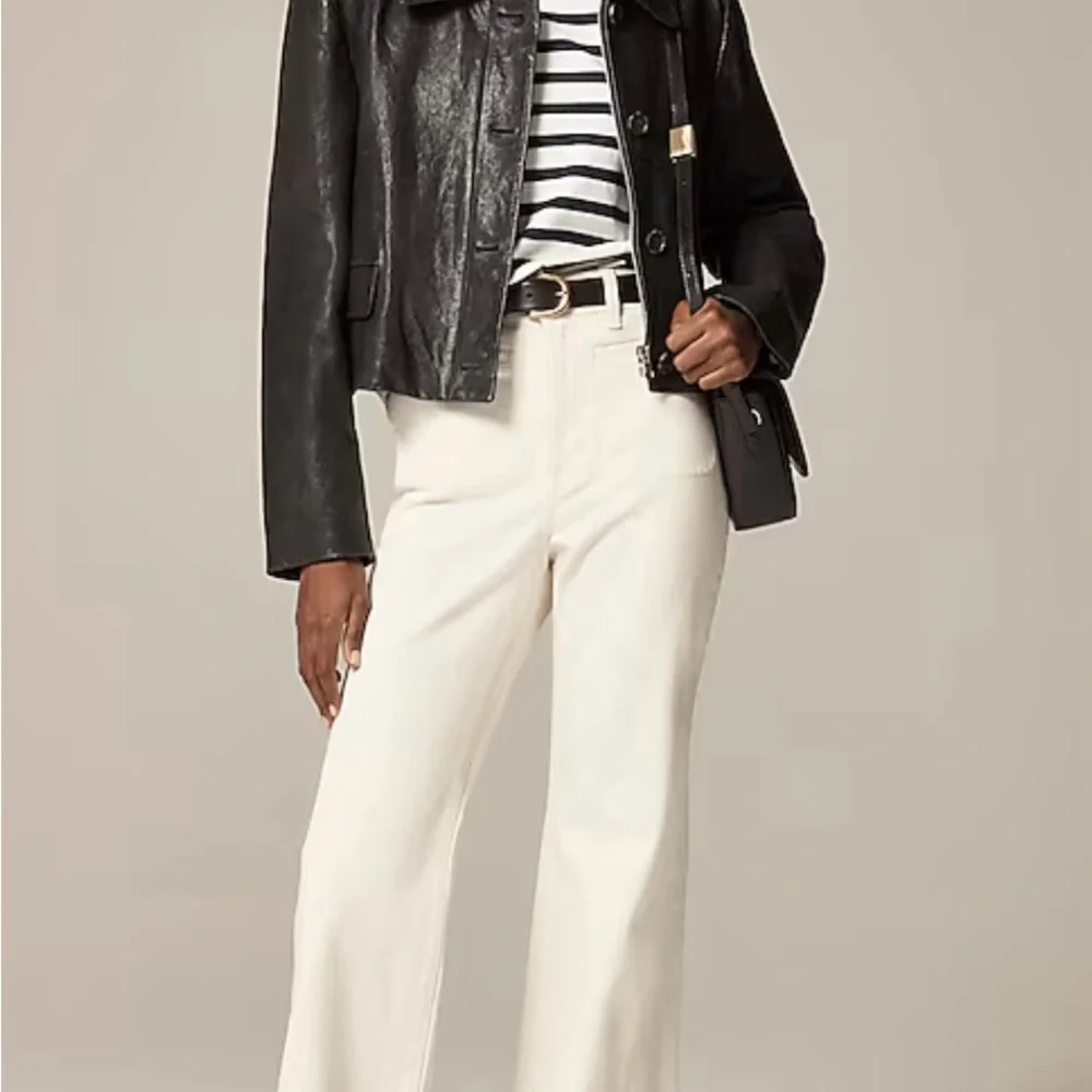 J. Crew Women's Navy and White striped boatneck mariner tee top shirt - Picture 4 of 6